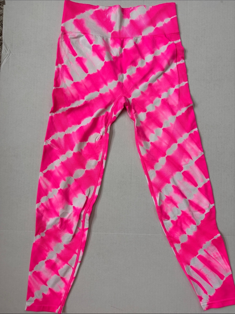 PINK Victorias Secret Seamless Leggings Tie Dye Pink and White size W Large - Picture 3 of 15